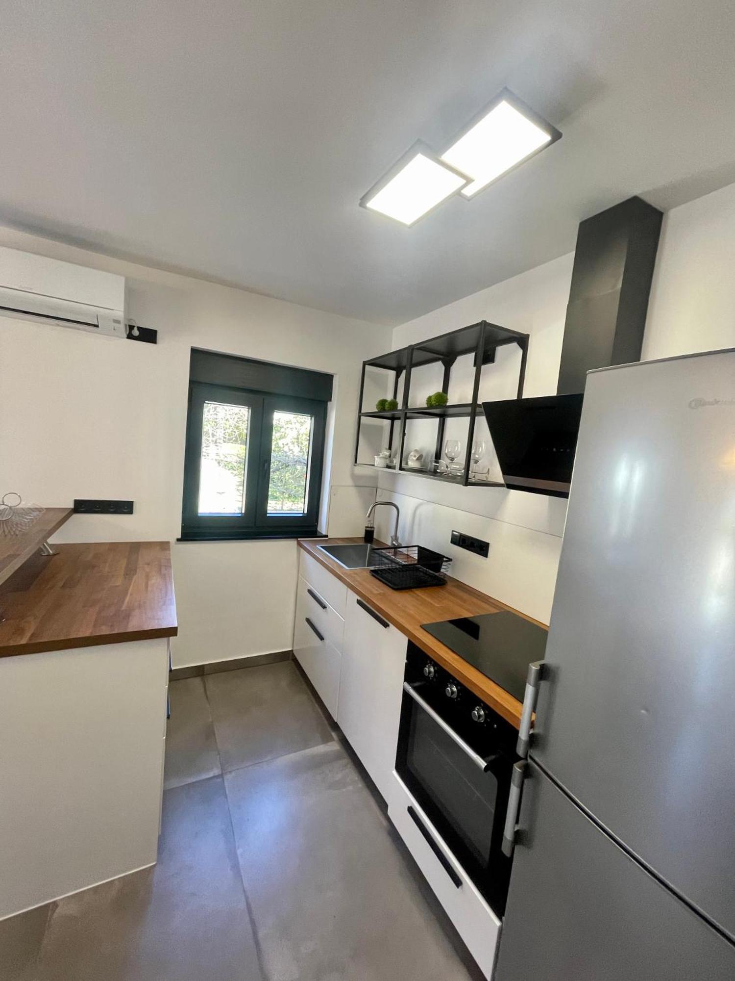 Enna Apartment C Perfect Location Medulin Eksteriør billede